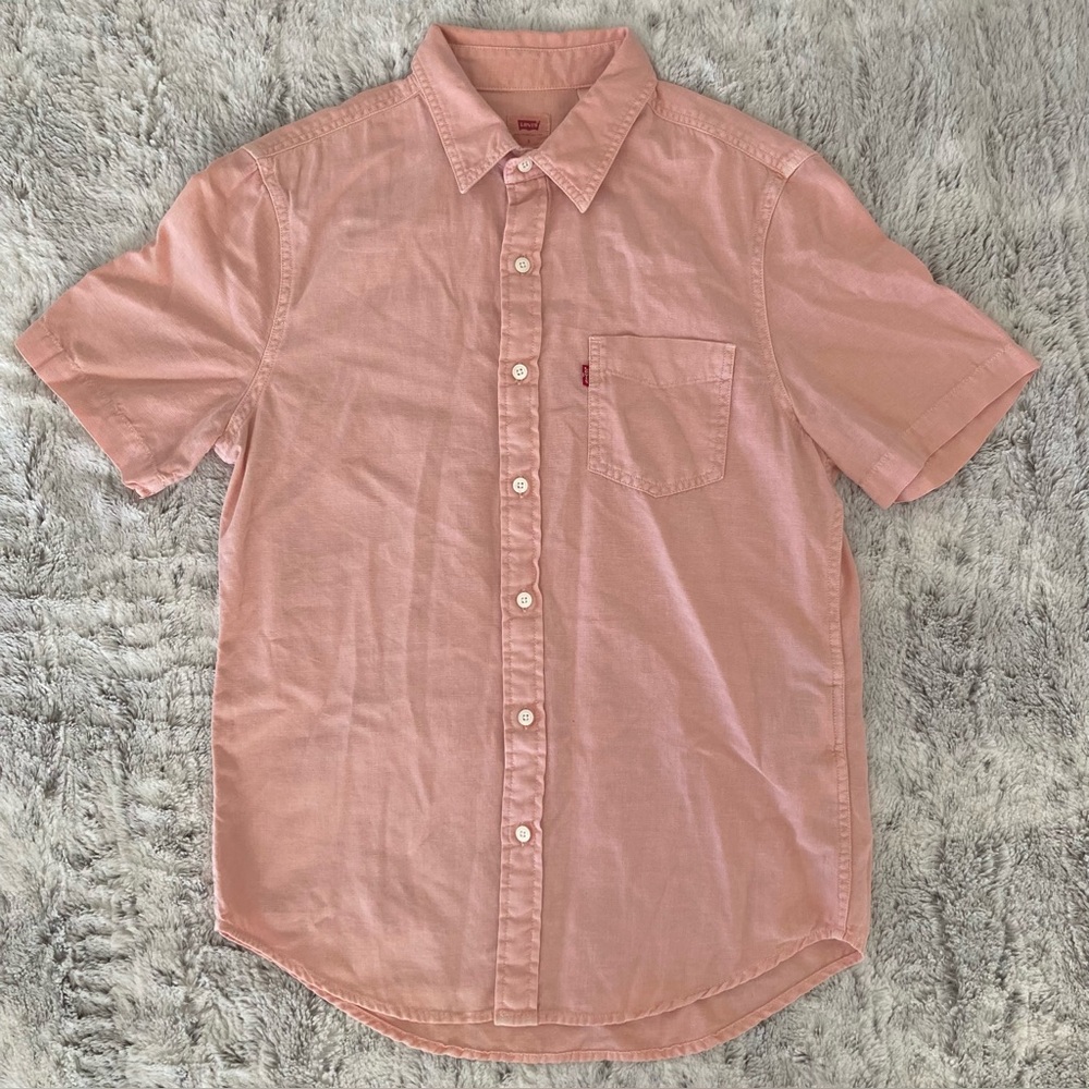 Men's Levi’s Pink Short Sleeve Shirt